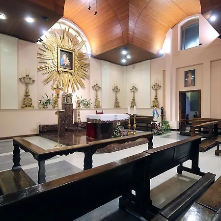 Casa Di Santa Francesca Romana A Ponte Rotto Guest house