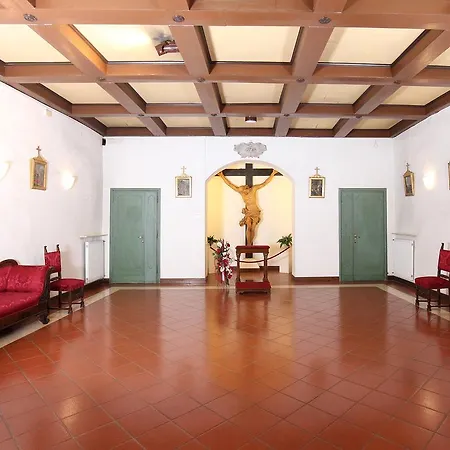 Casa Di Santa Francesca Romana A Ponte Rotto