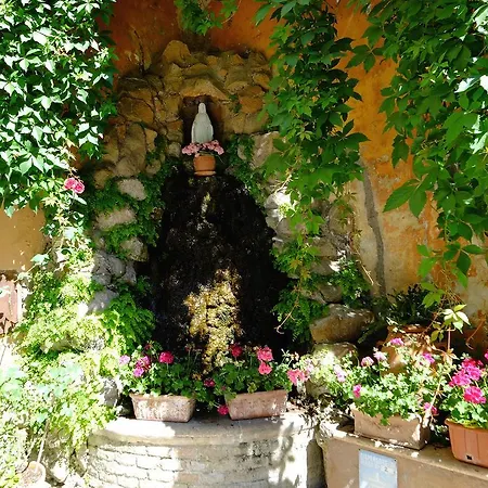 Affittacamere Casa Di Santa Francesca Romana A Ponte Rotto 2*
