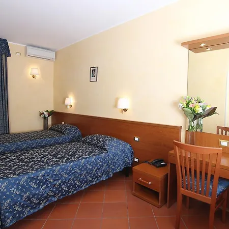 Affittacamere Casa Di Santa Francesca Romana A Ponte Rotto 3*