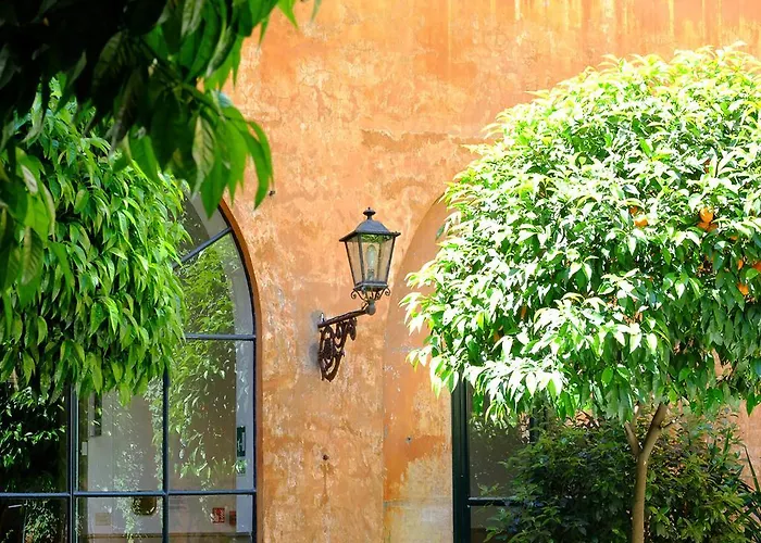 Casa Di Santa Francesca Romana A Ponte Rotto Guest house Rome