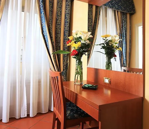 Casa Di Santa Francesca Romana A Ponte Rotto Guest house Rome