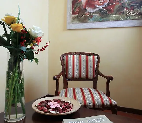 Casa Di Santa Francesca Romana A Ponte Rotto 3*